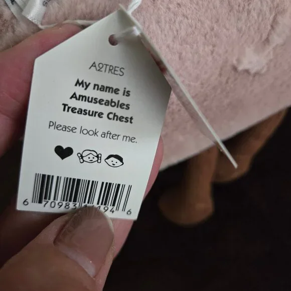 Jellycat Amusables Treasure Chest - New with Tags - Picture 5 of 6